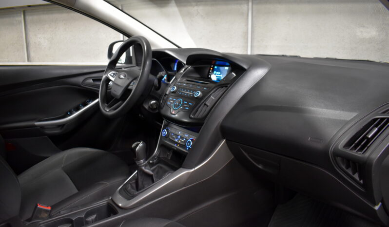 FORD FOCUS 1.6 S 2017 lleno