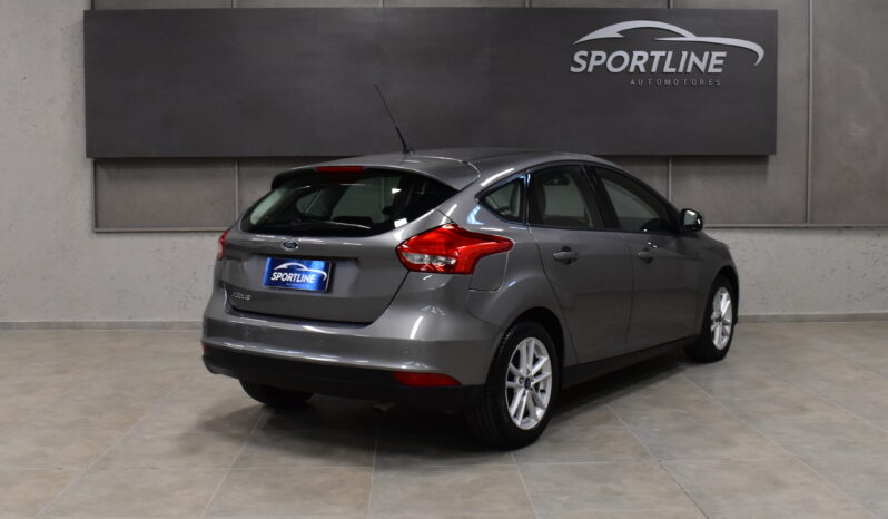 FORD FOCUS 1.6 S 2017 lleno