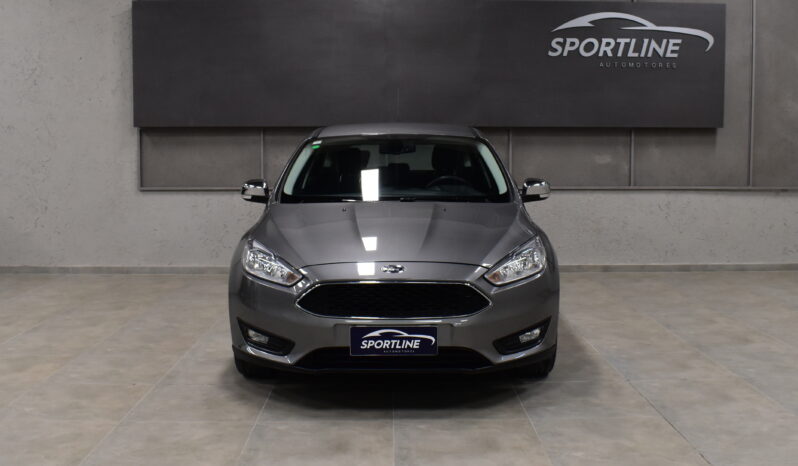 FORD FOCUS 1.6 S 2017 lleno