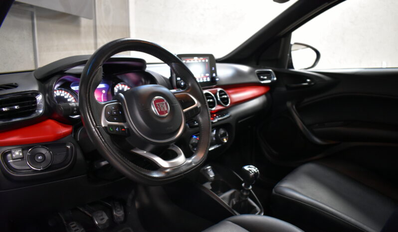 FIAT ARGO 1.8 HGT 2018 lleno