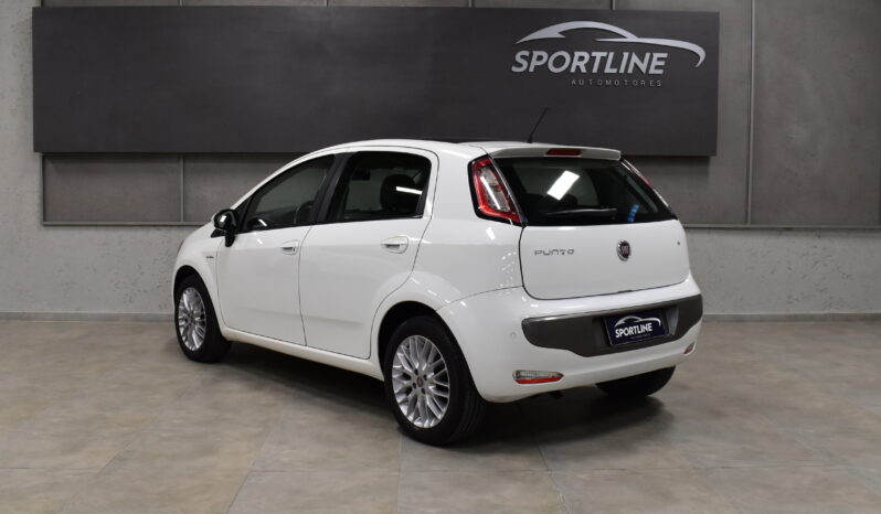 FIAT PUNTO 1.6 ESSENCE AT 2015 lleno