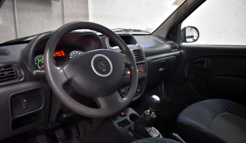 RENAULT CLIO MIO 1.2 CONFORT 5P 2015 lleno