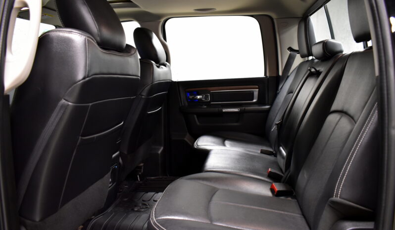 RAM 1.500 LARAMIE V8 5.7 HEMI 4X4 2020 lleno