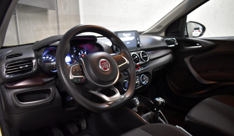 FIAT CRONOS PRECISION 1.8 MT 2018 lleno