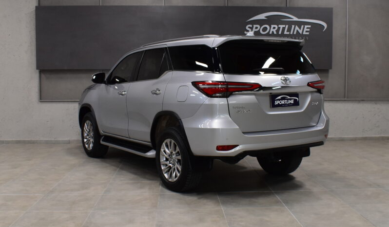 TOYOTA SW4 SRX 4×4 2.8 TDI 6 A/T 7A 2021 lleno