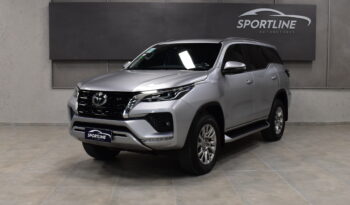 TOYOTA SW4 SRX 4×4 2.8 TDI 6 A/T 7A 2021 lleno