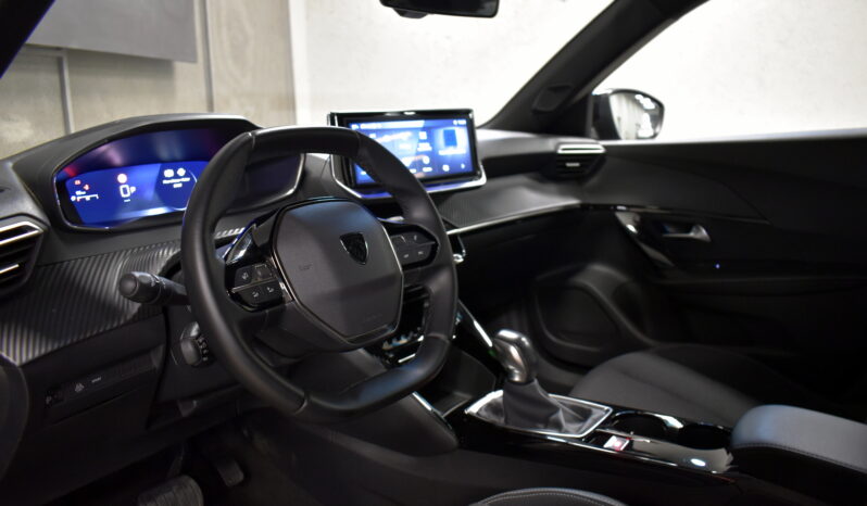 PEUGEOT 2008 ALLURE 1.0 T200 CVT 2024 lleno