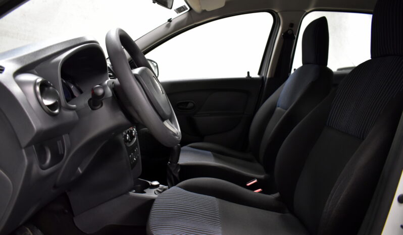 RENAULT SANDERO AUTHENTIQUE 1.6 2017 lleno