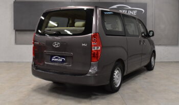 HYUNDAI H1 2.5 D 12P 6MT FULL 2015 lleno