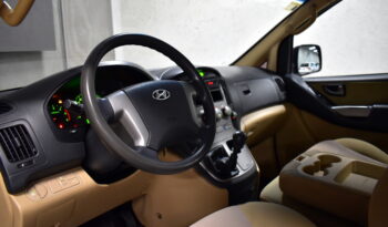 HYUNDAI H1 2.5 D 12P 6MT FULL 2015 lleno
