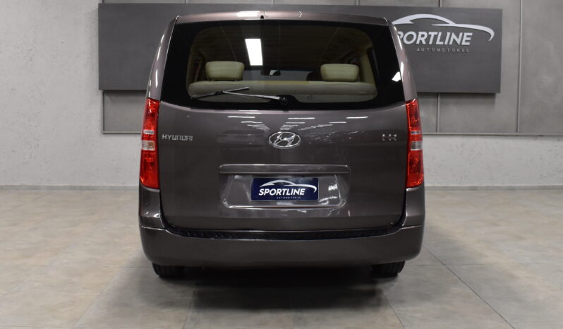 HYUNDAI H1 2.5 D 12P 6MT FULL 2015 lleno