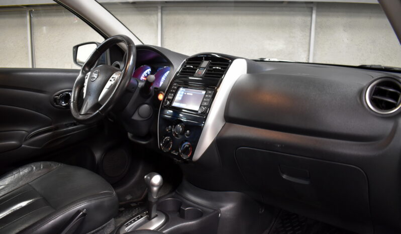NISSAN VERSA EXCLUSIVE AT 1.6 2016 lleno